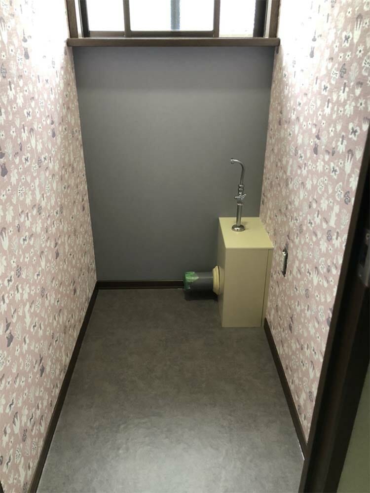 収納スペースもバッチリのトイレリフォーム