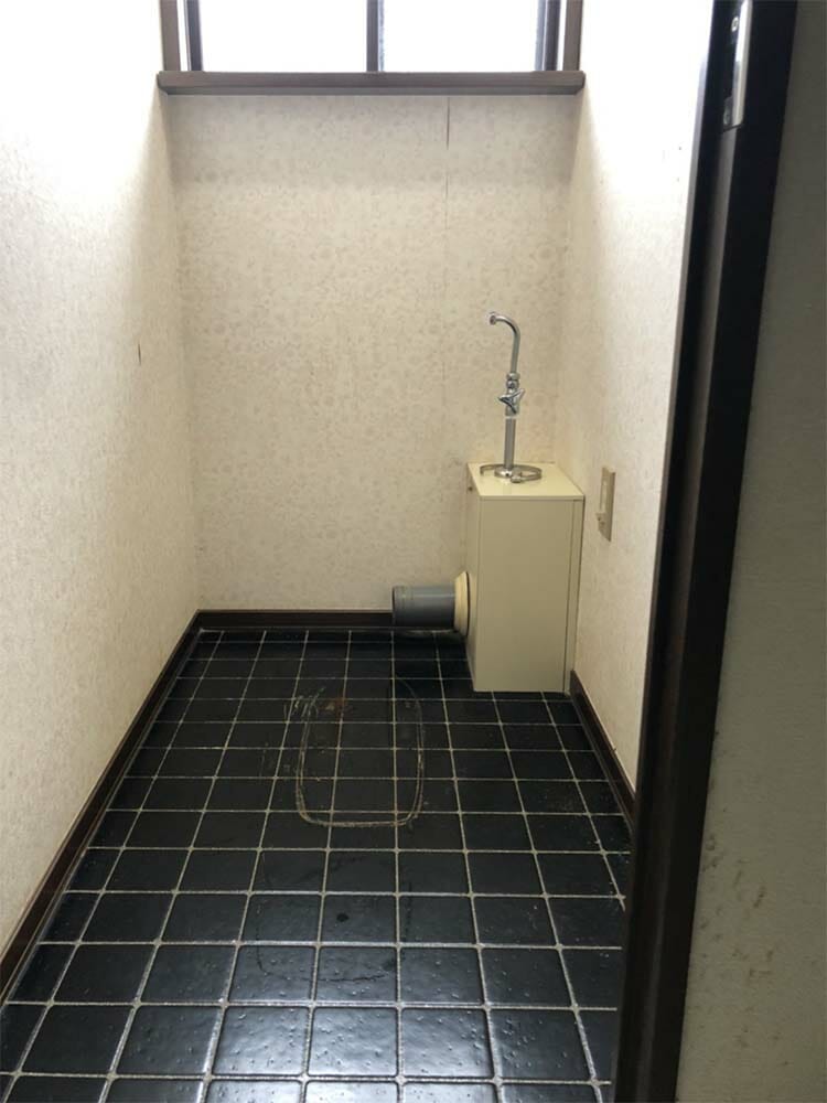 収納スペースもバッチリのトイレリフォーム